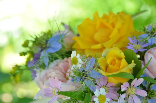 Flores à base de plantas — Fotografia de Stock