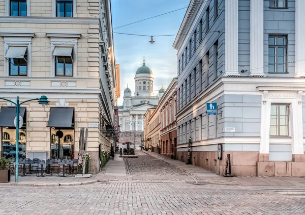 Helsinki Katedrali üzerinde gündoğumu