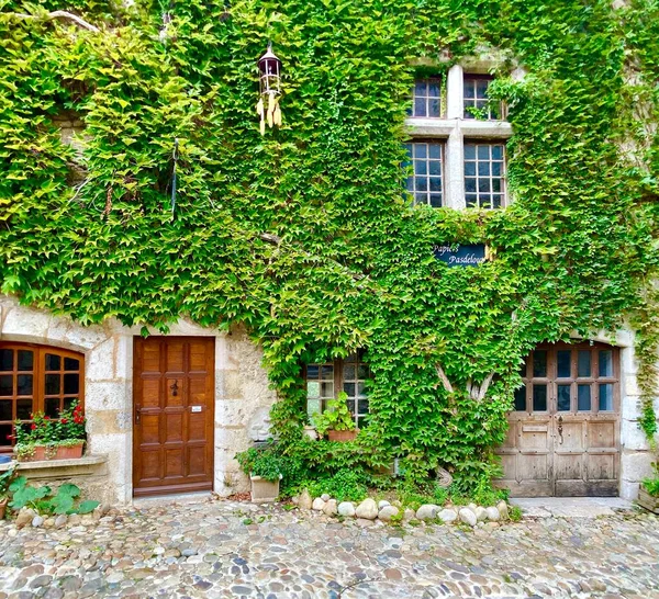 Encantador Pueblo Medieval Perouges Francia — Foto de Stock