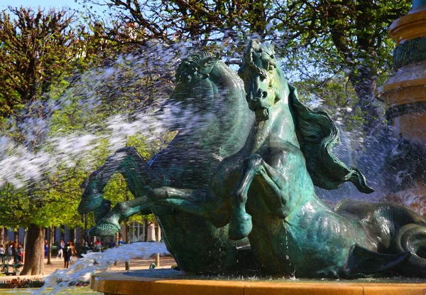 Statue Horses Public Fountain Paris — Stock Photo, Image