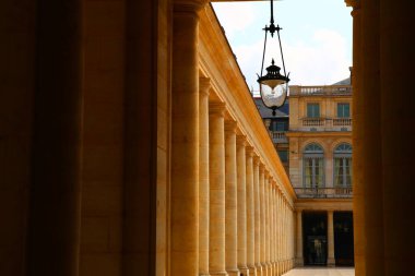 Paris 'teki Palais-Royal sütunları