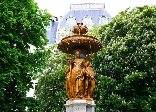 Beautiful Hidden Fountain Louvois Square Paris — Stock Photo, Image