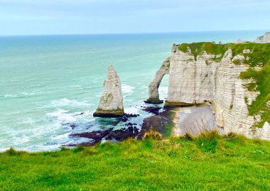 Fransa 'daki Etretat' ın beyaz tebeşir kayalıkları