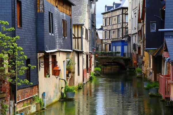 Affascinante Città Medievale Pont Audemer Situata Nella Regione Della Normandia — Foto Stock