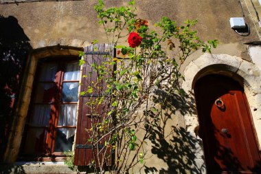 Saignon - Luberon bölgesindeki Fransa 'nın en güzel köylerinden biri.