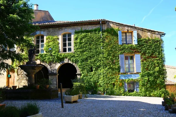 Saignon Des Beaux Villages France Situé Dans Luberon — Photo