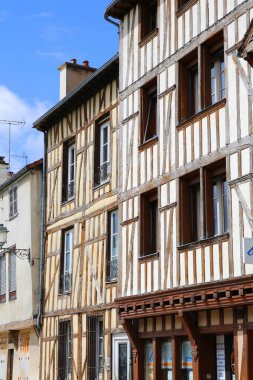 Fransa 'nın büyüleyici ortaçağ kasabası Troyes