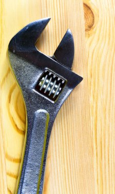 Ahşap doku somun anahtarı ile