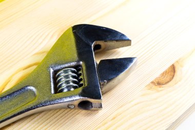 Ahşap doku somun anahtarı ile