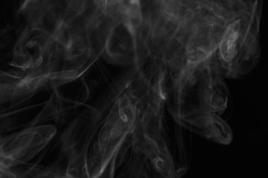 dumanı siyah arkaplanda