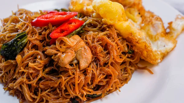 Stir Goreng Vermicelli Atau Bihun Goreng Hidangan Pedas Malaysia Yang — Stok Foto