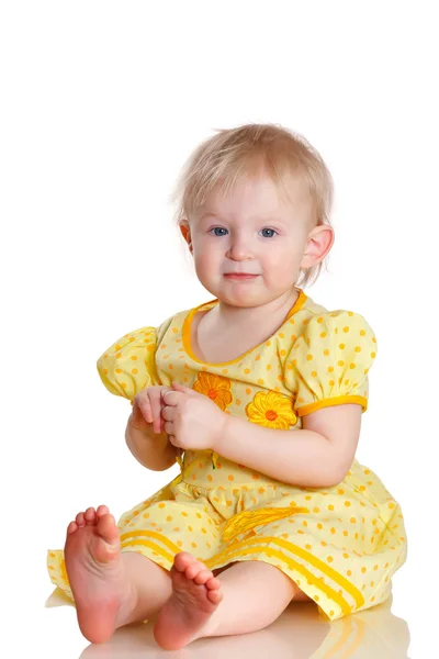 1.5-años de edad, niña sobre un fondo blanco — Foto de Stock