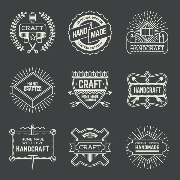 Insignias de lujo de diseño retro — Vector de stock