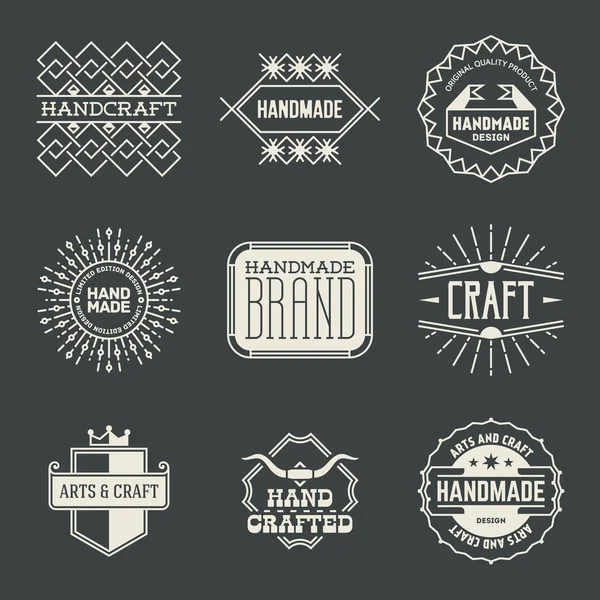 Insignias de lujo de diseño retro — Vector de stock