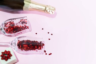 Sevgililer Günü tatili için düz bir set.