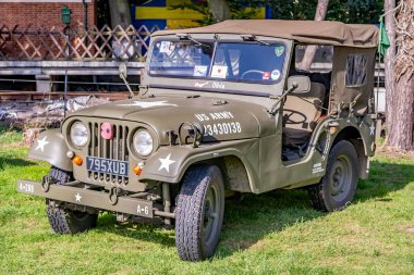  Sheringham, Norfolk, İngiltere - 14 Eylül 2019. 1940 'larda Holt ve Sheringham' da her yıl düzenlenen ücretsiz ve açık olan off-road cipinin 1940 'larda çekilmiş bir resmi.