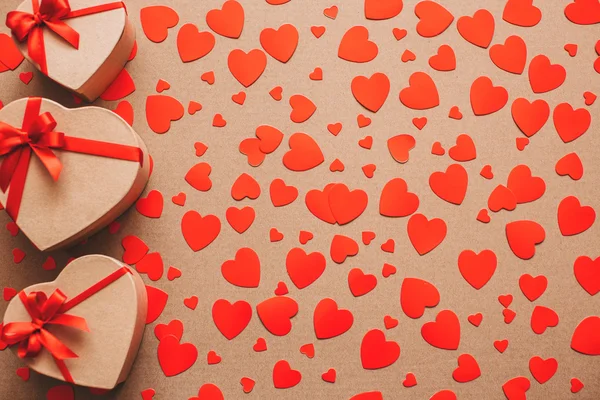 Regalos para los amantes en el Día de San Valentín . — Foto de Stock