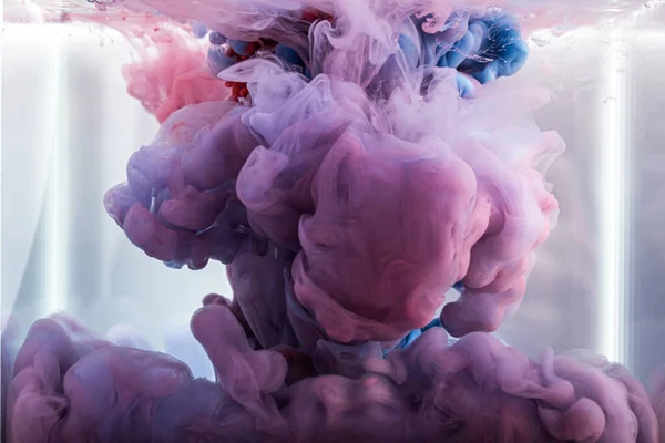 Purpurowy Plusk Farby Wodzie Tło Płynnego Koloru Sztuka Płynu — Zdjęcie stockowe