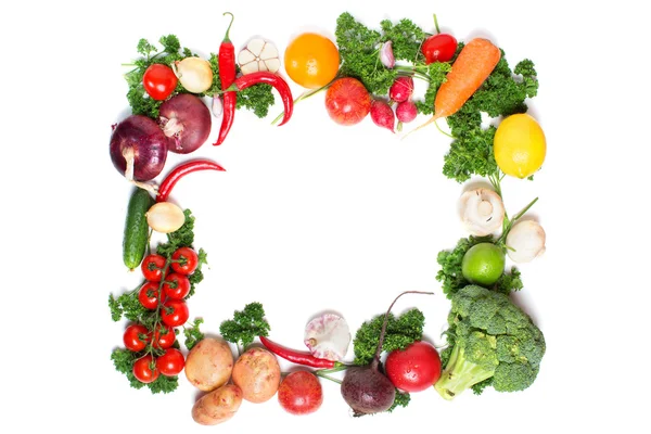 Decorative pattern of fresh vegetables on white background — Stock Photo, Image