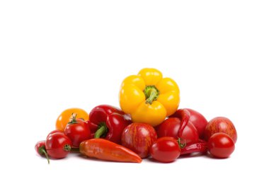 dekoratif desen beyaz zemin üzerine taze sebze