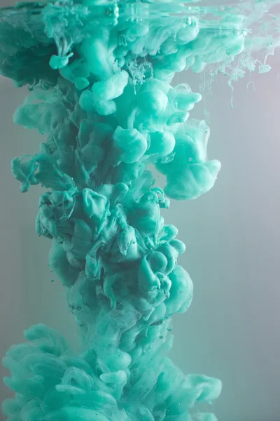 Μελάνι στο νερό. Ουράνιο τόξο των χρωμάτων. Αφηρημένα φόντο. — Φωτογραφία Αρχείου
