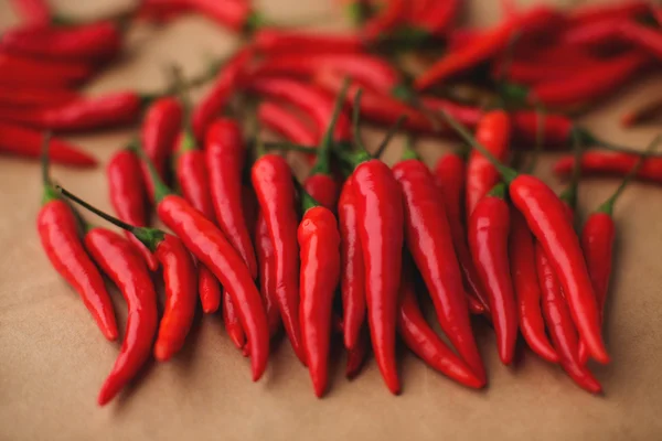 Chiles rojos, vista de cerca —  Fotos de Stock