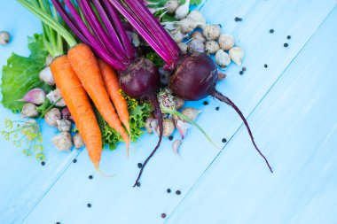 Rusya'dan organik sebze.