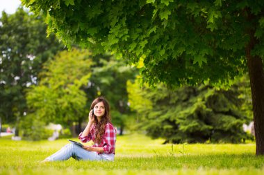 Evet açık havada kız.