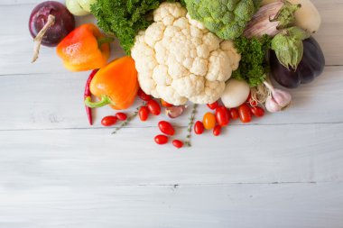 Taze sebze. Sağlıklı ve sağlıklı gıda, vejetaryenlik.