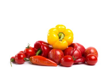 Grubunu biber, beyaz arka plan üzerinde izole.