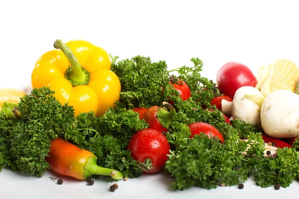 Légumes isolés sur fond blanc — Photo