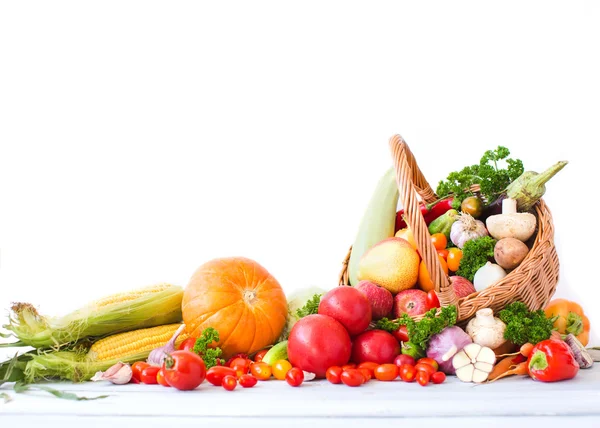 Hromada ovoce a zeleniny. — Stock fotografie