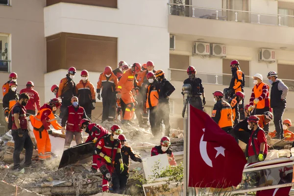 Izmir Turkki 2020 Tuhoisa Maanjäristys Izmir Turkissa Bayraklin Alueella Izmirissä — kuvapankkivalokuva