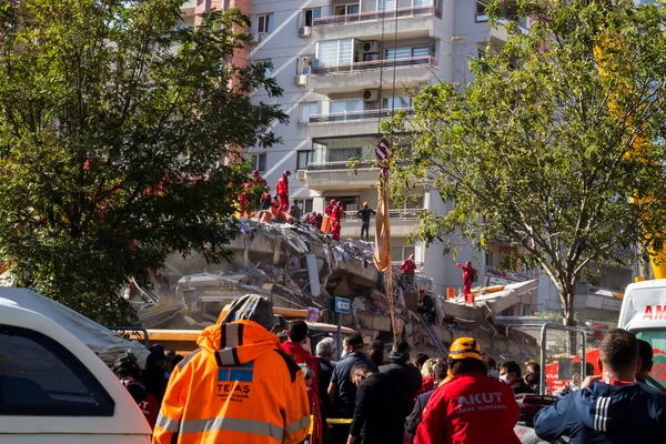 Izmir Turkki 2020 Tuhoisa Maanjäristys Izmir Turkissa Bayraklin Alueella Izmirissä — kuvapankkivalokuva