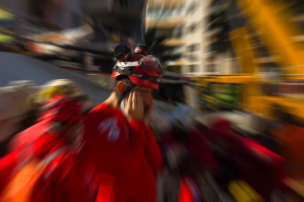 Zoom Feite Onbekende Een Personeel Van Opsporing Redding Aardbevingslocatie Hij — Stockfoto