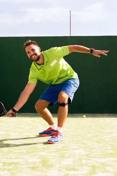 Playing Tennis and laughing in Madrid — Stock Photo, Image