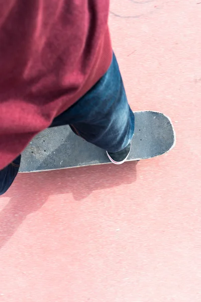 Facet na jego Skate — Zdjęcie stockowe