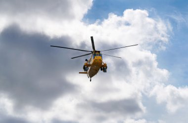 Arama ve kurtarma helikopteri