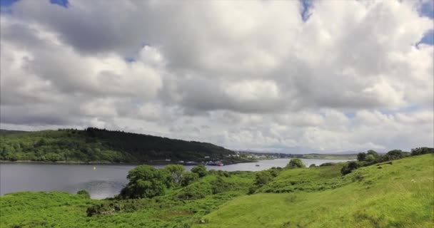 Views of Dunvegan from Uiginish — 图库视频影像