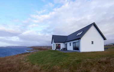 Eski croft karada yeni ev