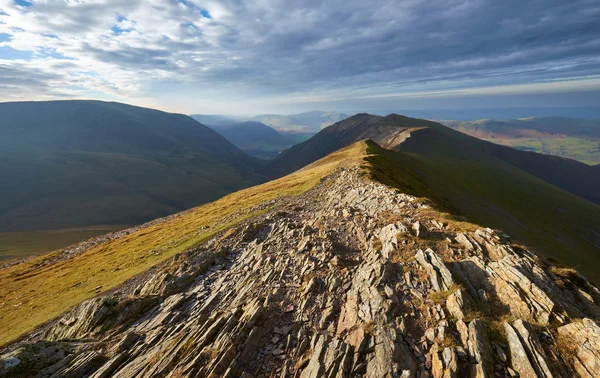 Warm sunlight on a mountain trail — Stock Photo, Image