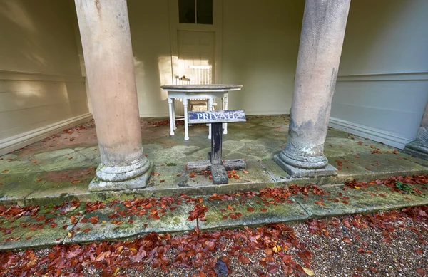 Prive-tafel in Wallington House Gardens — Stockfoto