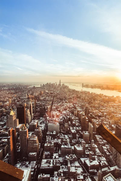 New York - Şubat 30: Manhattan hava.