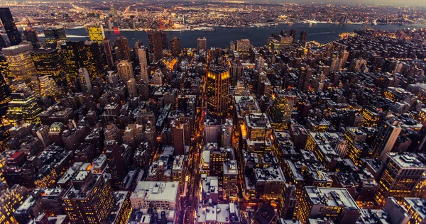 New York Amerika Birleşik Devletleri - 03 Mart 2016: New York, Manhattan. Gece ışıkları hava.