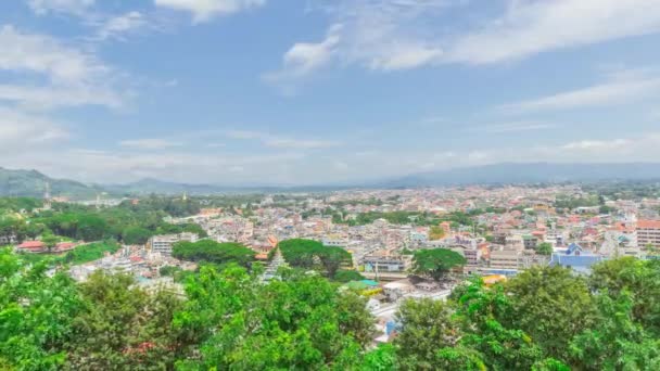 Při pohledu z vysoké budovy do Barmy — Stock video