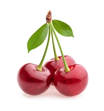 Beyaz arkaplanda kiraz izole