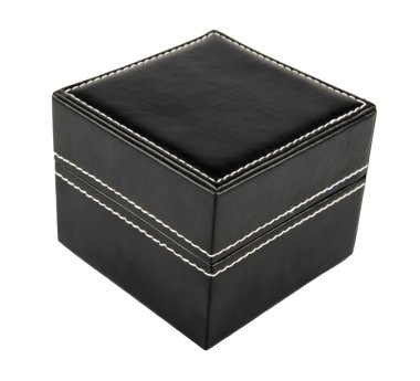 Siyah kutu beyaz arkaplanda izole edildi