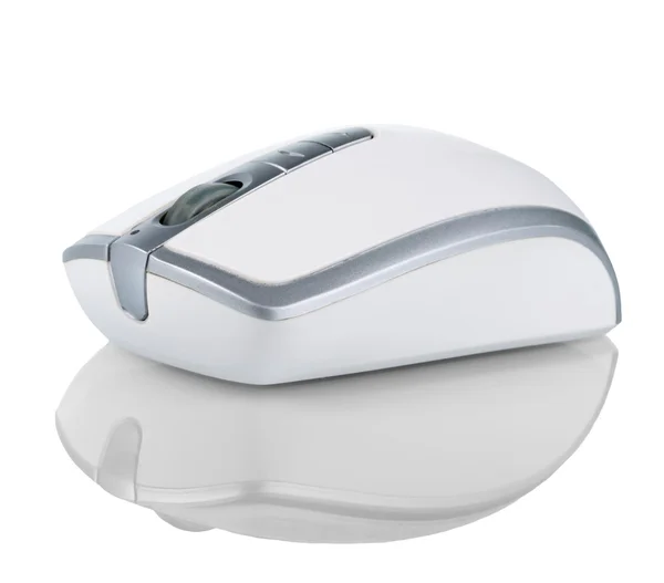 Draadloze computer muis geïsoleerd op witte achtergrond — Stockfoto