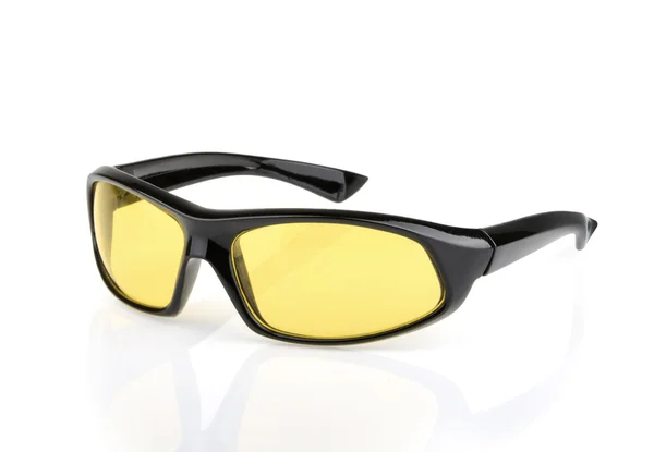 Lunettes de soleil sport isolées — Photo