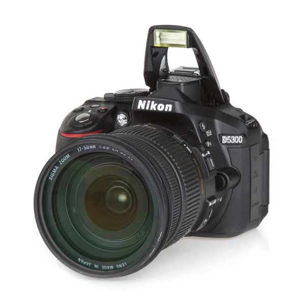 Kiev, Ukrayna - 19 Haziran 2015: Nikon d5300 fotoğraf makinesi ile sigma 17-